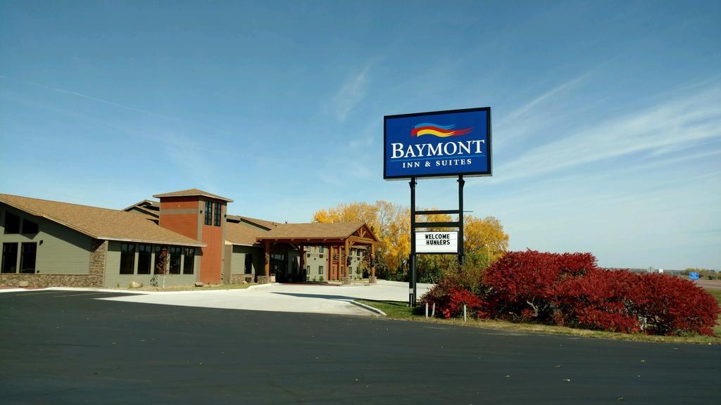 Baymont By Wyndham Oacoma Hotell Exteriör bild
